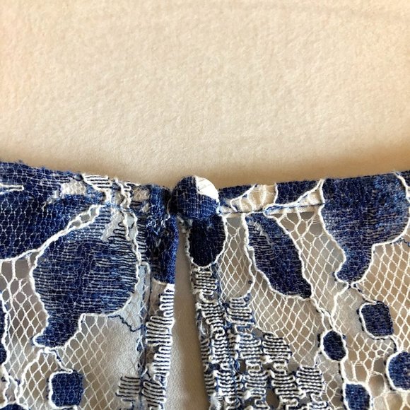 FRENCH CONNECTION VNeck Lace Top - Picture 8 of 9